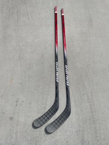 USHL Bauer Vapor Hyperlite 2 RH P92M 77
