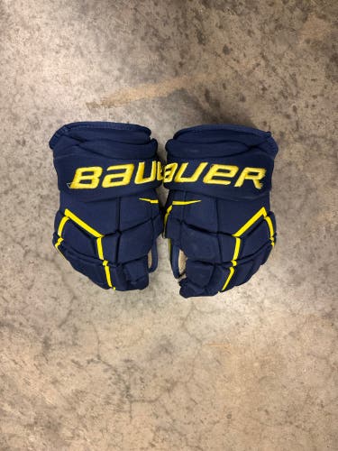 Bauer Supreme Ultrasonic Gloves 13" (Used)