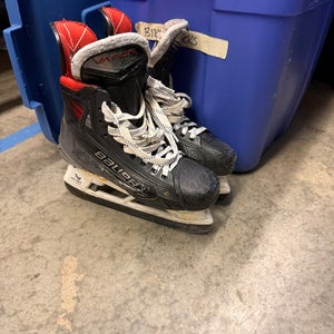 Bauer Hockey Skates 5 (Used)