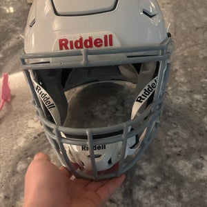 Youth Large Riddell SpeedFlex Helmet (Used)