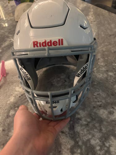 Youth Large Riddell SpeedFlex Helmet (Used)