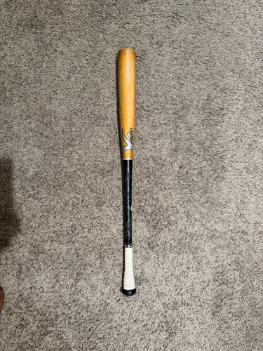 2024 Victus Adley35 Maple BBCOR Certified Bat (-3) 30 oz 33" (Used)