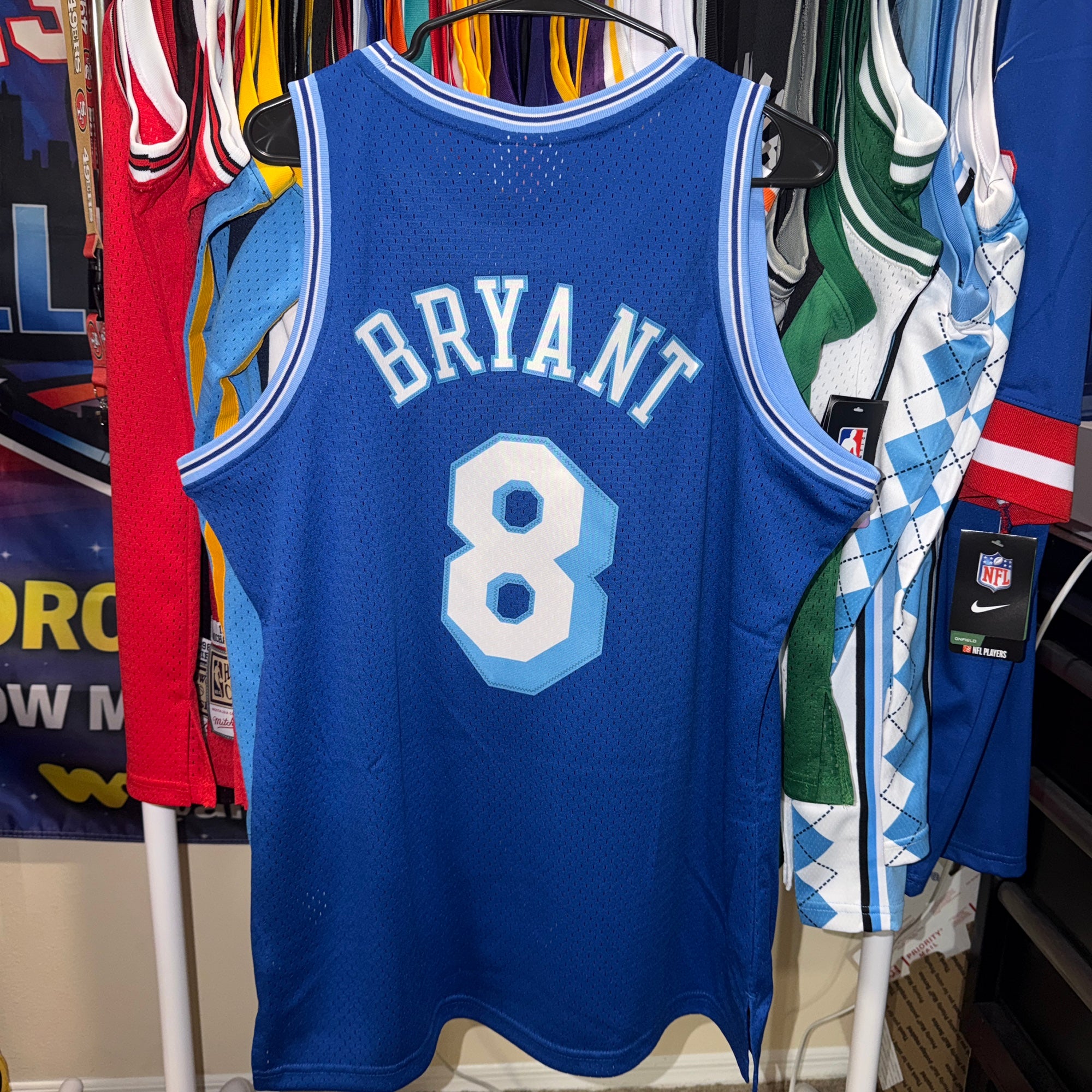 Los Ángeles Lakers Kobe Bryant #8 Blue Large Men's Mitchell & Ness