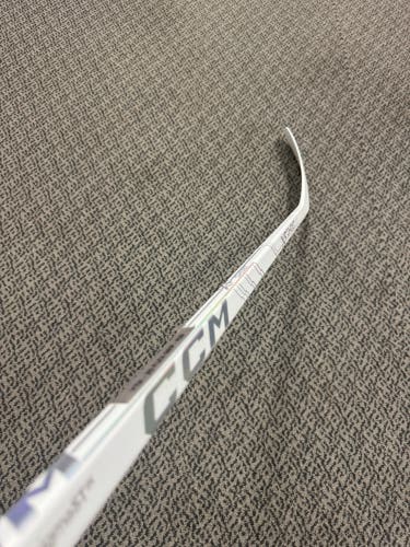 Youth CCM XF Ghost Right Handed Hockey Stick P29 Less Than 30 Flex (New)