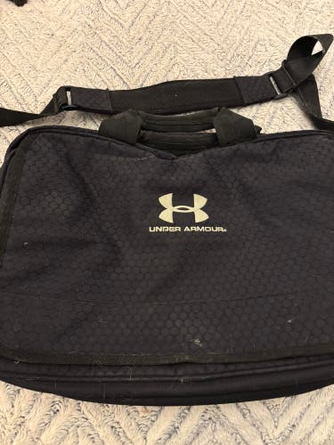 Black Men's Under Armour Coach's Bag (Used)