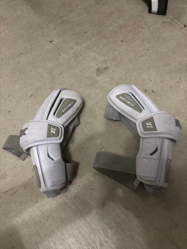Medium Adult STX Stallion 1k Arm Pads (Used)