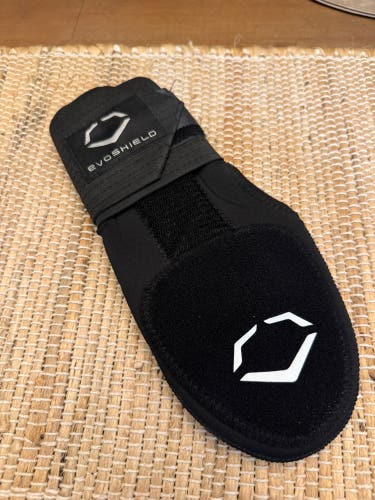 Black Senior EvoShield Sliding Mitt (Used once)