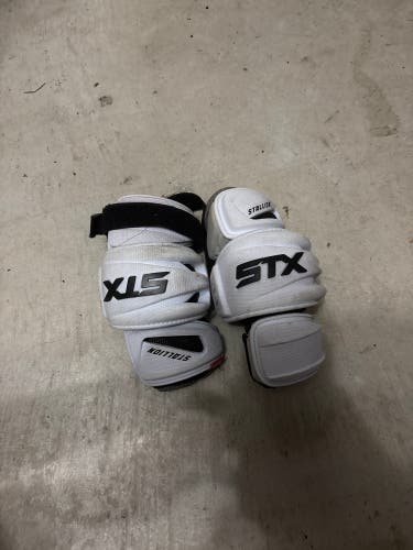 Large Adult STX Stallion 900 Arm Pads (Used)