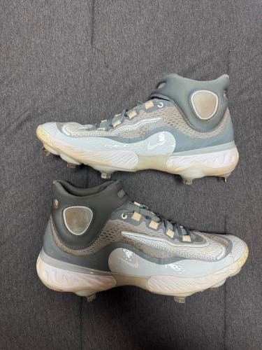 Nike Metal Baseball Cleats