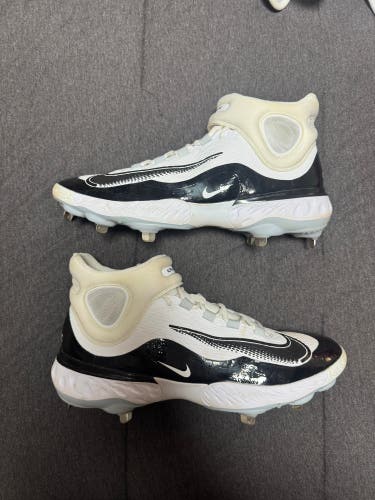 Nike Metal Baseball Cleats