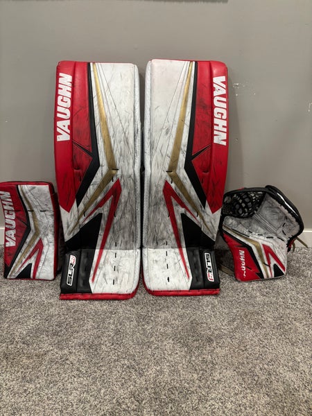 34" 2024 Vaughn SLR4 Pro Carbon Regular Goalie Full Set Pro Stock (Used)