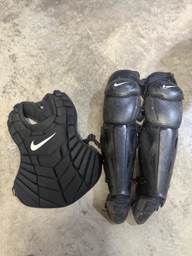 Black Nike Diamond Elite Catcher's Set (Used)