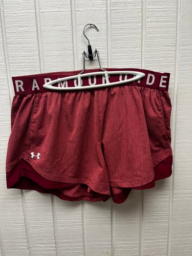 Under Armour Women’s XL Red Athletic Shorts Activewear Athleisure Sporty