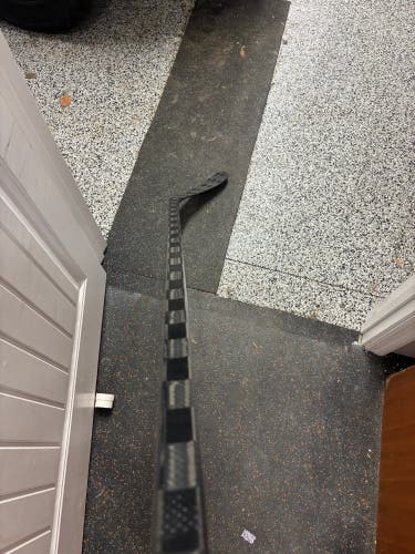 Intermediate ProBlackout Right Handed Hockey Stick P28 65 Flex (Used)