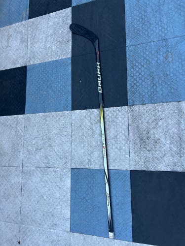 Senior Bauer Vapor Hyperlite 2 Left Hand Hockey Stick P28 70 Flex (Used)