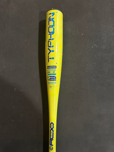 2026 Easton Typhoon Alloy USABat Certified Bat (-12) 16 oz 28" (New)