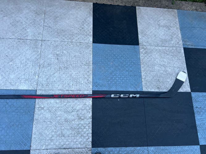 Senior CCM JetSpeed FT7 Pro Left Hand Hockey Stick P29 85 Flex Pro Stock (Used)