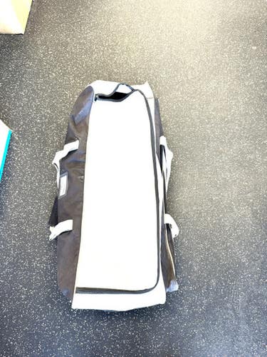 Used All Star WHEEL BB/SB Player Wheeled Bag Black 11860-S000308669