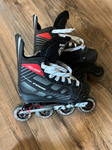 Tour Inline Hockey Skates