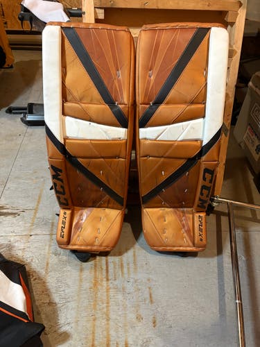 34" +2.5 Custom CCM EFlex 5 Regular Goalie Full Set (Used)