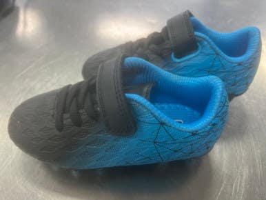 Used Soccer Cleats Navy Blue Youth 09.0 11497-S000157849