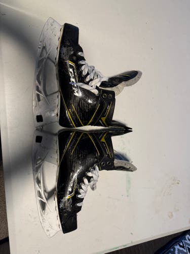 2020 CCM Super Tacks AS3 Pro Hockey Skates Regular Width 7.5 (Used)