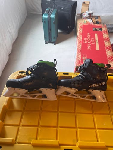 Bauer Konekt Hockey Goalie Skates Regular Width 9 (Used)