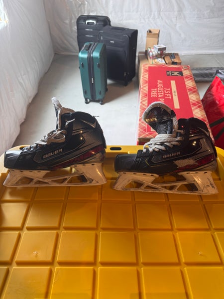 Bauer Vapor 2X Pro Hockey Goalie Skates Regular Width 9 (Used)
