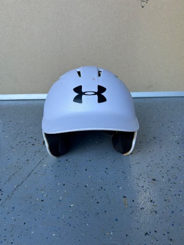 Medium Under Armour UABH2-110 Batting Helmet (Used)
