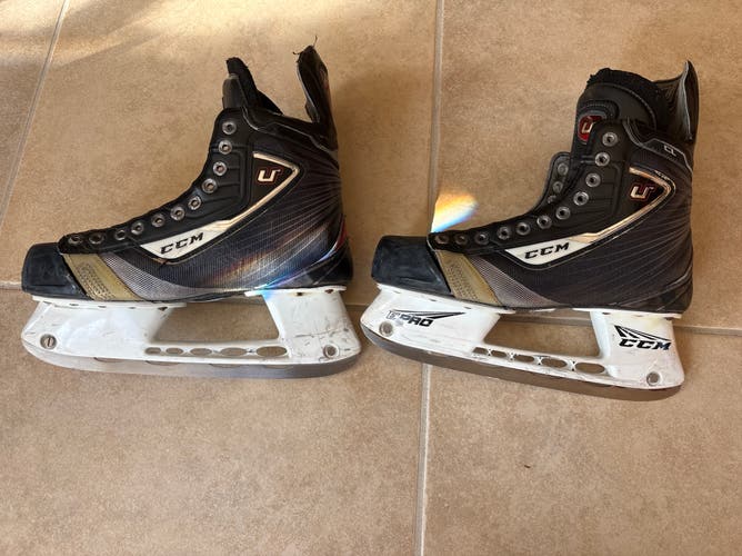 Senior CCM U+ Crazy Light Hockey Skates Regular Width Size 8.5