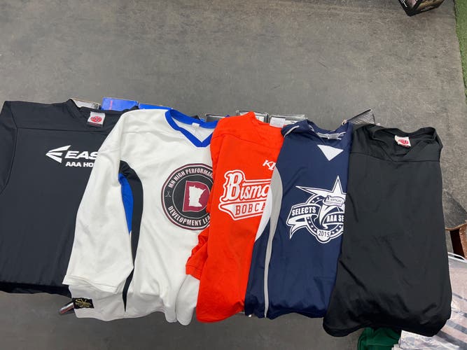 5-Used Hockey Jerseys -Adult Large