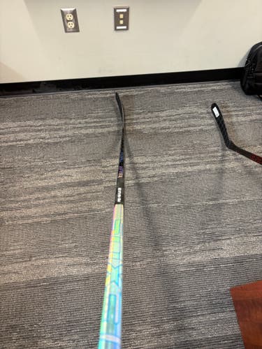 Senior Bauer Nexus Tracer Right Handed Hockey Stick P92 65 Flex (New)