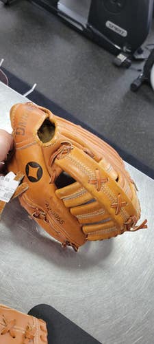 Used Spalding 11.5 42-3955 BB/SB Glove RH Throw None 11 1/2" 11497-C000157860
