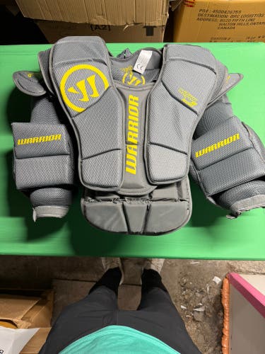 New Warrior Ritual Goalie Chest Protector | Senior Medium