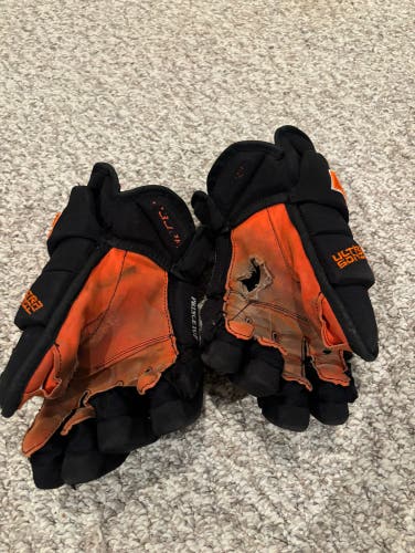 Bauer Supreme Ultrasonic Gloves 14" Pro Stock (Used)