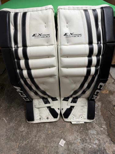 New CCM Extreme Flex 400 Goalie Leg Pads | 33+1" Senior