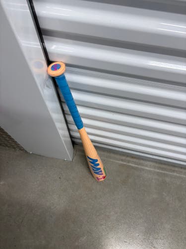 Easton MAV1 Alloy Bat (-11) 15 oz 26" (New)