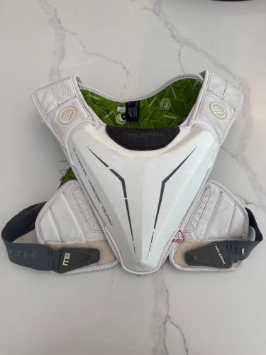 Medium Adult Maverik MAX EKG Shoulder Pads (Used)