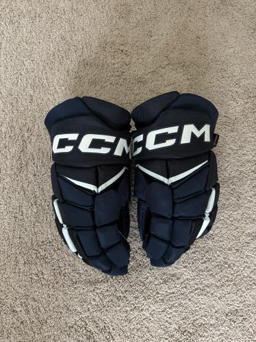 CCM JetSpeed FT8 Gloves 14" (New)