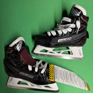 New Bauer Vapor X700 Hockey Goalie Skates | Size 2EE