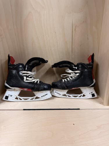 CCM JetSpeed FT4 – OHL Niagara Ice Dogs | Custom Pro Stock Size 8.5 | With Shot Blockers