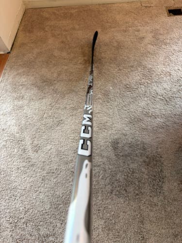 Senior CCM FT9 Pro Left Hand Hockey Stick P28 70 Flex (New)