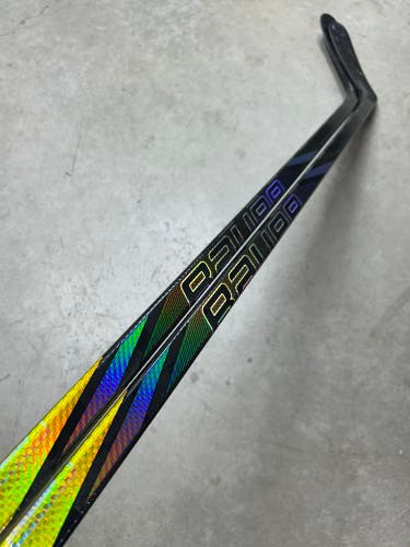 2 PACK 87 Flex P92M Senior Bauer Tracer Right Hand Hockey Stick Pro Stock NHL (New)