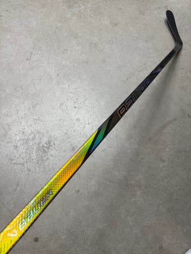 77 Flex P92 Senior Bauer Tracer Left Hand Hockey Stick Pro Stock (New)