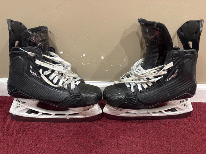 Black Bauer Supreme Mach Hockey Skates Regular Width Pro Stock 8.5 Item#WM85B