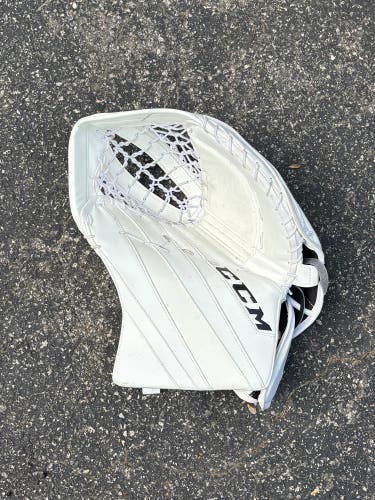 CCM Extreme Flex E5.5 Regular (Used)
