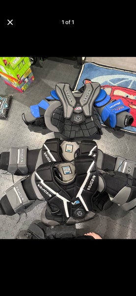 Medium Vaughn V10 Goalie Chest Protector (Used)