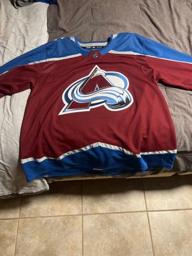 Size 60 Men's Adidas Jersey (New)