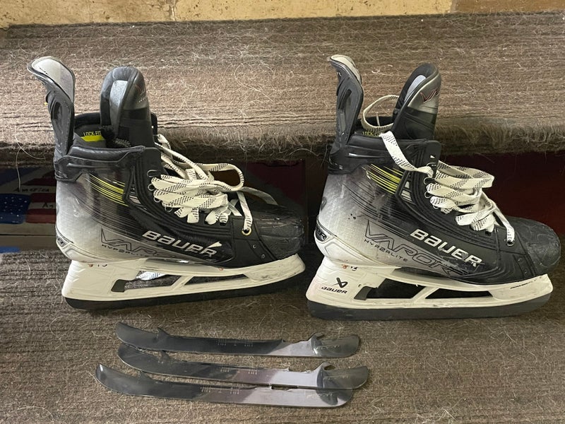 Black/Gray 2023 Bauer Vapor Hyperlite 2 Hockey Skates Regular Width Pro Stock 8 (Used)