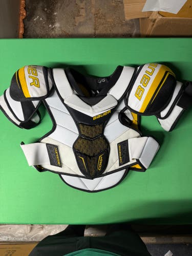 New Bauer Supreme Comp Shoulder Pads | Senior Large